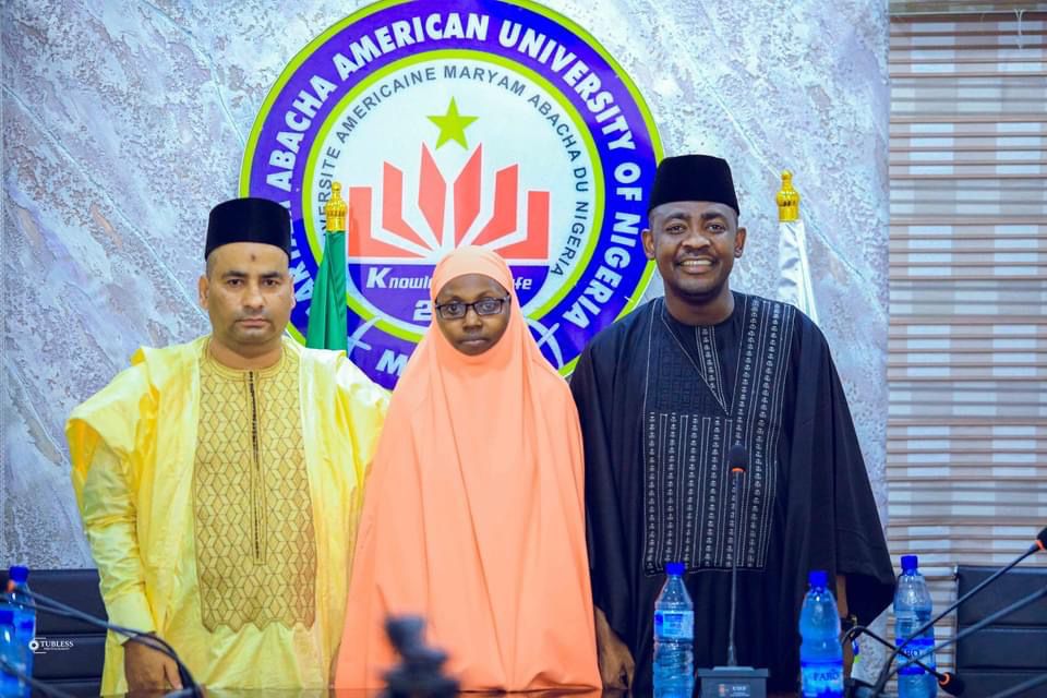 Prof. Gwarzo Gifts Best Student of Yusuf Maitama Sule University, Kano N1m