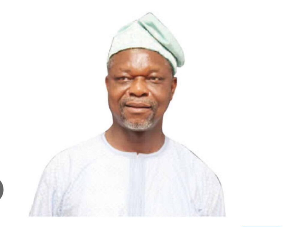 Akinosho’s Regular Faulty View and A Regulator’s Achievements